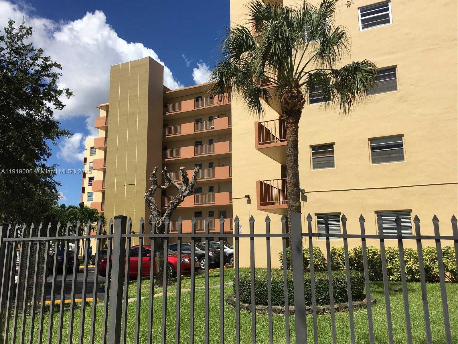 Small Image of 16400 NORTH EAST 17TH AVE #304-2, North Miami Beach Number 16