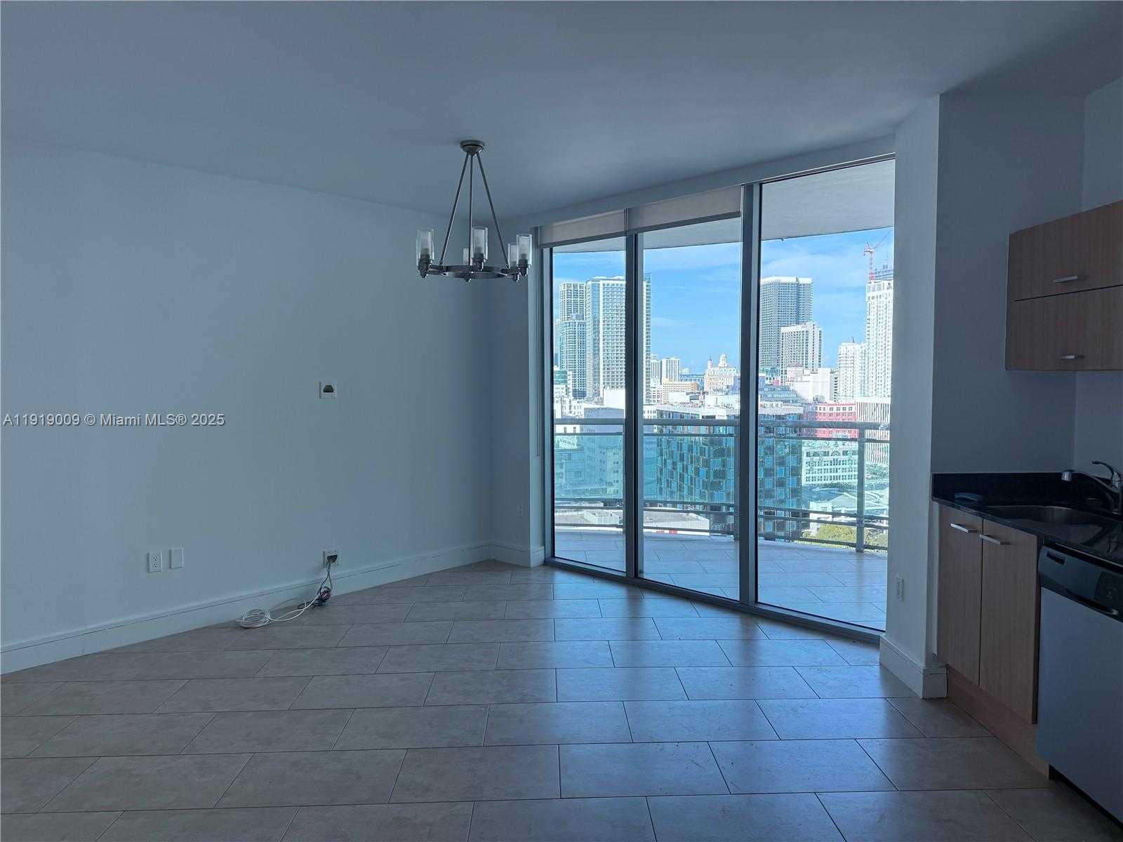 Small Image of 350 SOUTH MIAMI AVE #2013, Miami Number 11