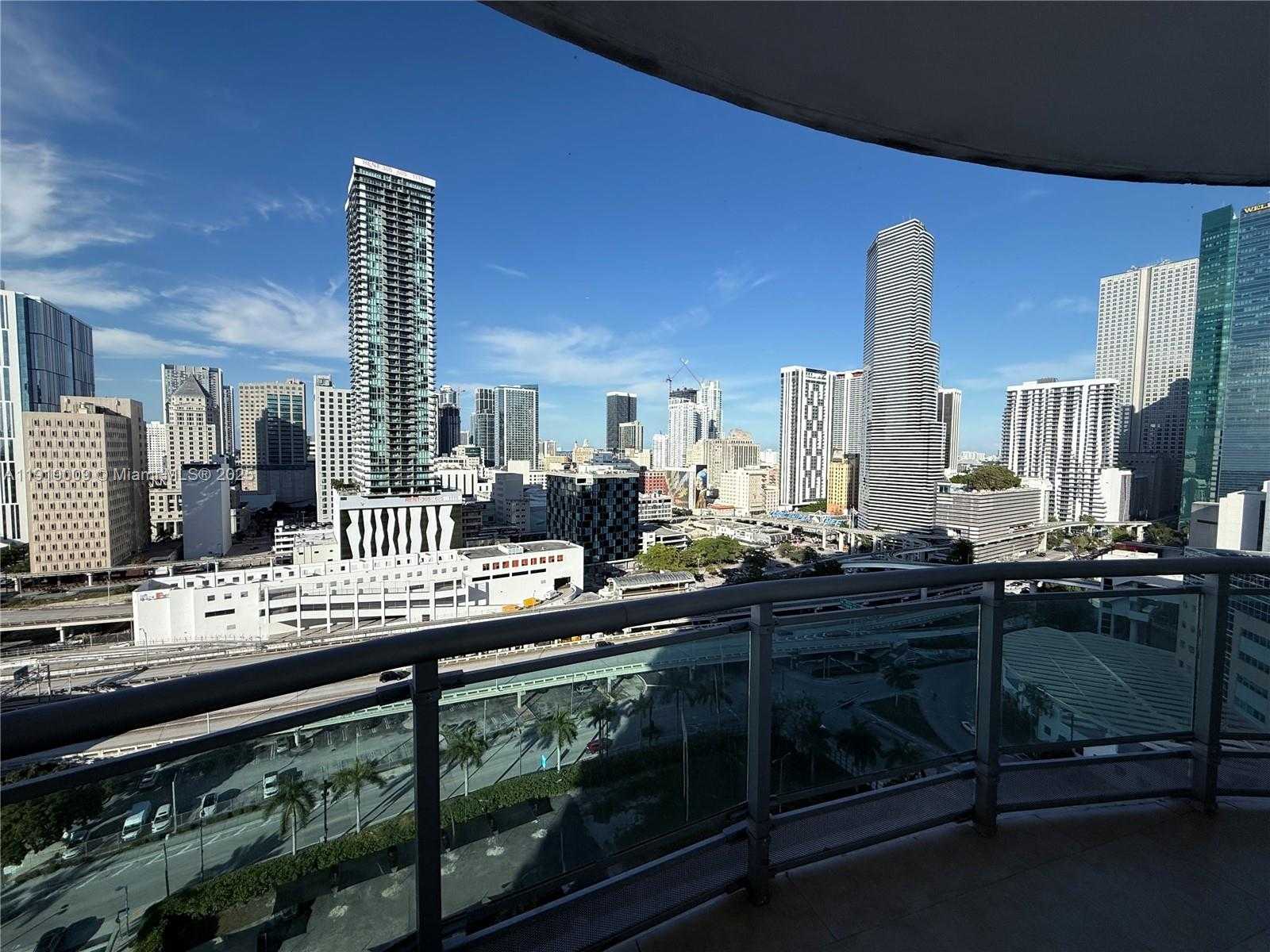 Small Image of 350 SOUTH MIAMI AVE #2013, Miami Number 5