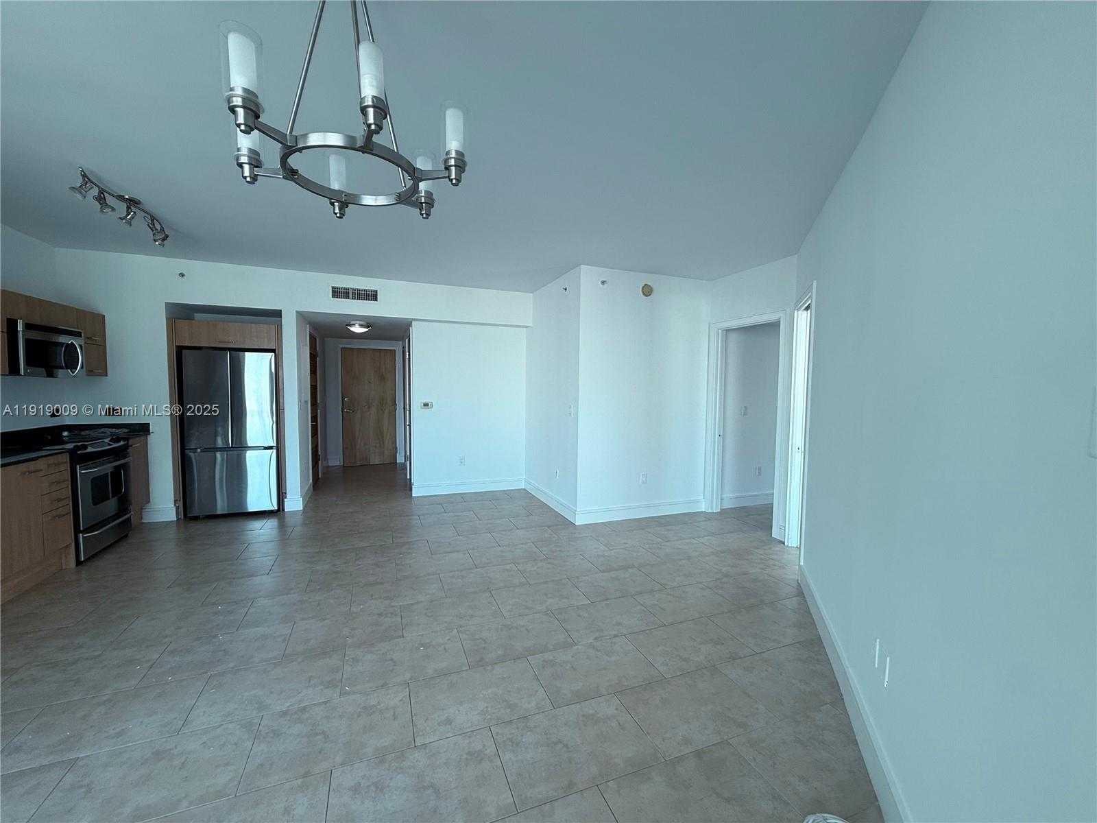 Small Image of 350 SOUTH MIAMI AVE #2013, Miami Number 9