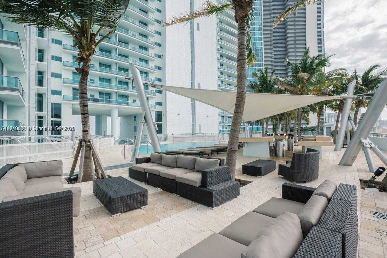 Small Image of 900 BISCAYNE BLVD #3501, Miami Number 11
