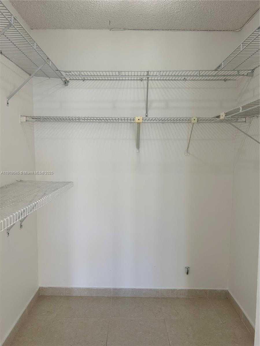 Small Image of 16919 NORTH BAY RD #509, Sunny Isles Beach Number 28