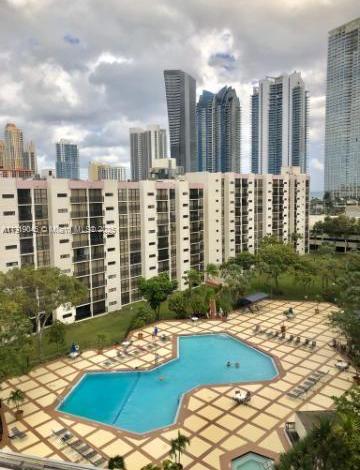 Small Image of 16919 NORTH BAY RD #509, Sunny Isles Beach Number 6
