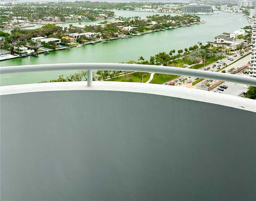 Small Image of 6301 COLLINS AVE #2707, Miami Beach Number 20