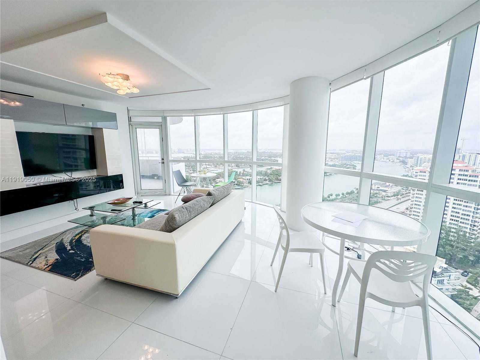 Small Image of 6301 COLLINS AVE #2707, Miami Beach Number 8