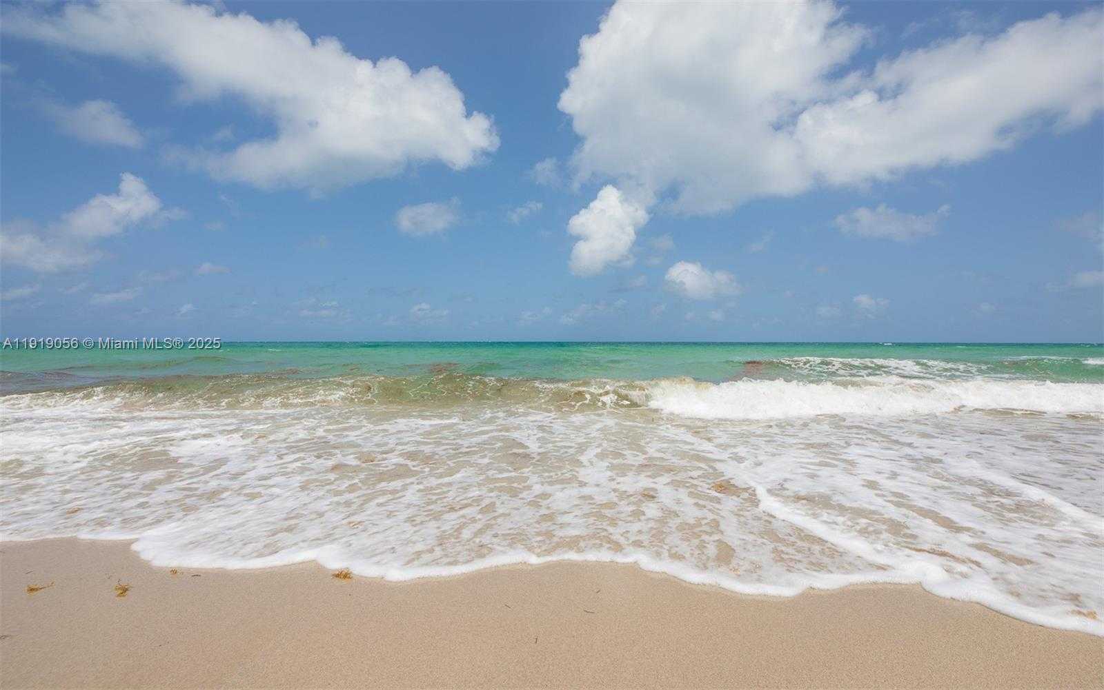 Small Image of 10275 COLLINS AVE #905, Bal Harbour Number 29