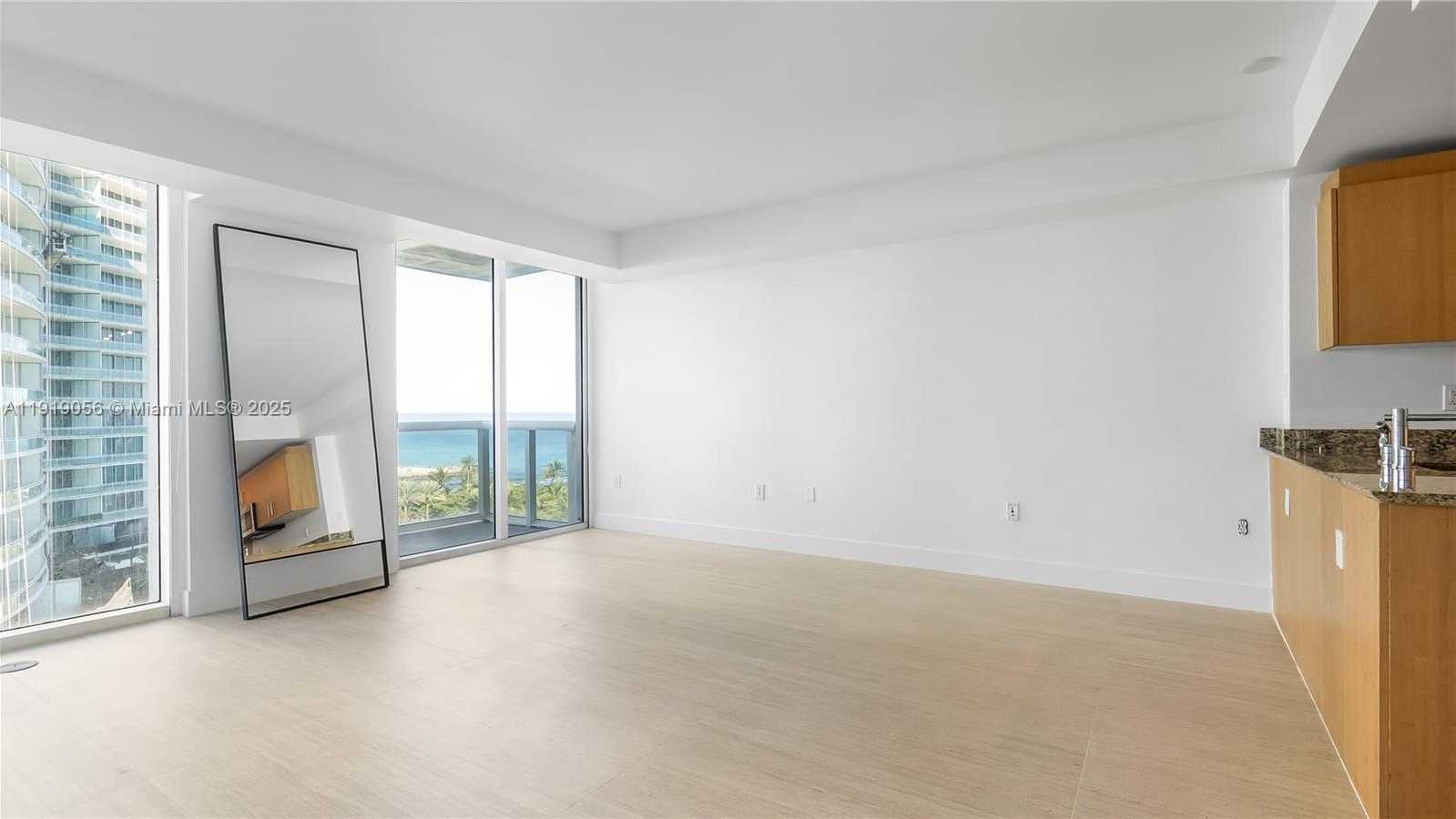 Small Image of 10275 COLLINS AVE #905, Bal Harbour Number 6