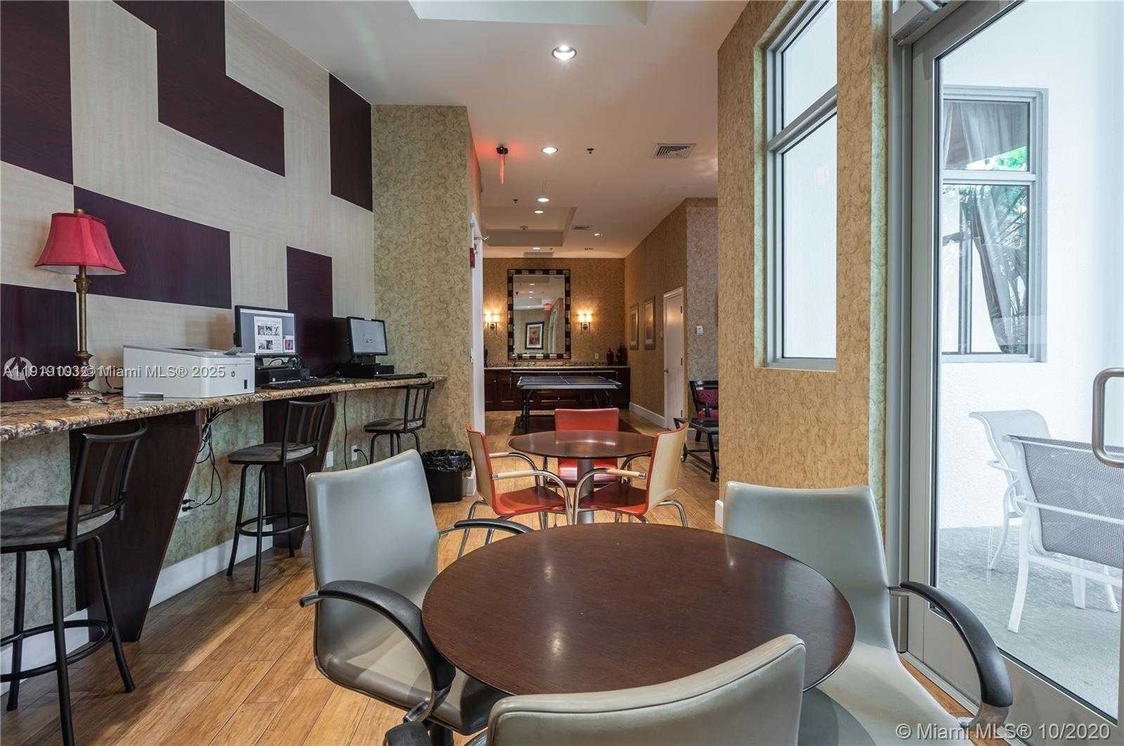 Small Image of 1830 RADIUS DR #1202, Hollywood Number 24