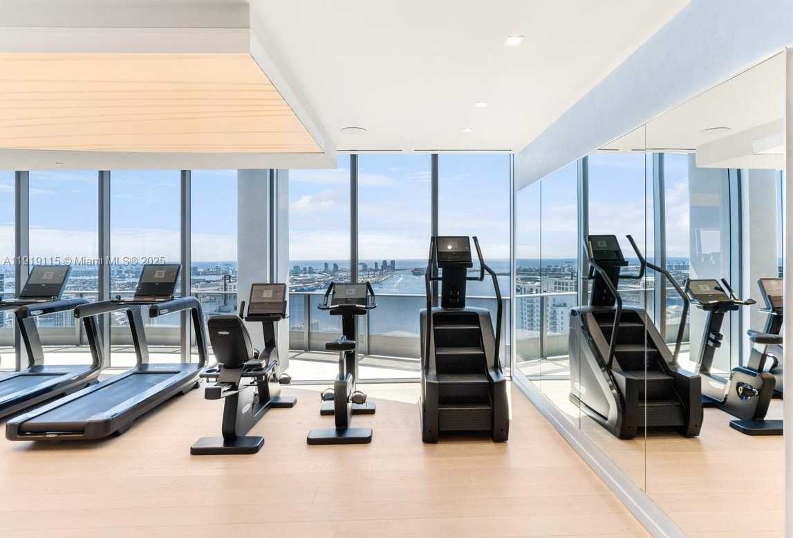 Small Image of 1000 BRICKELL PLZ #3410, Miami Number 24