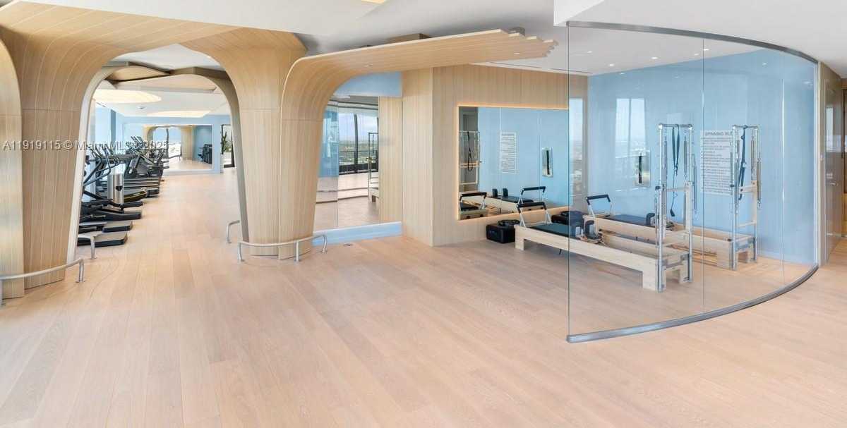 Small Image of 1000 BRICKELL PLZ #3410, Miami Number 25