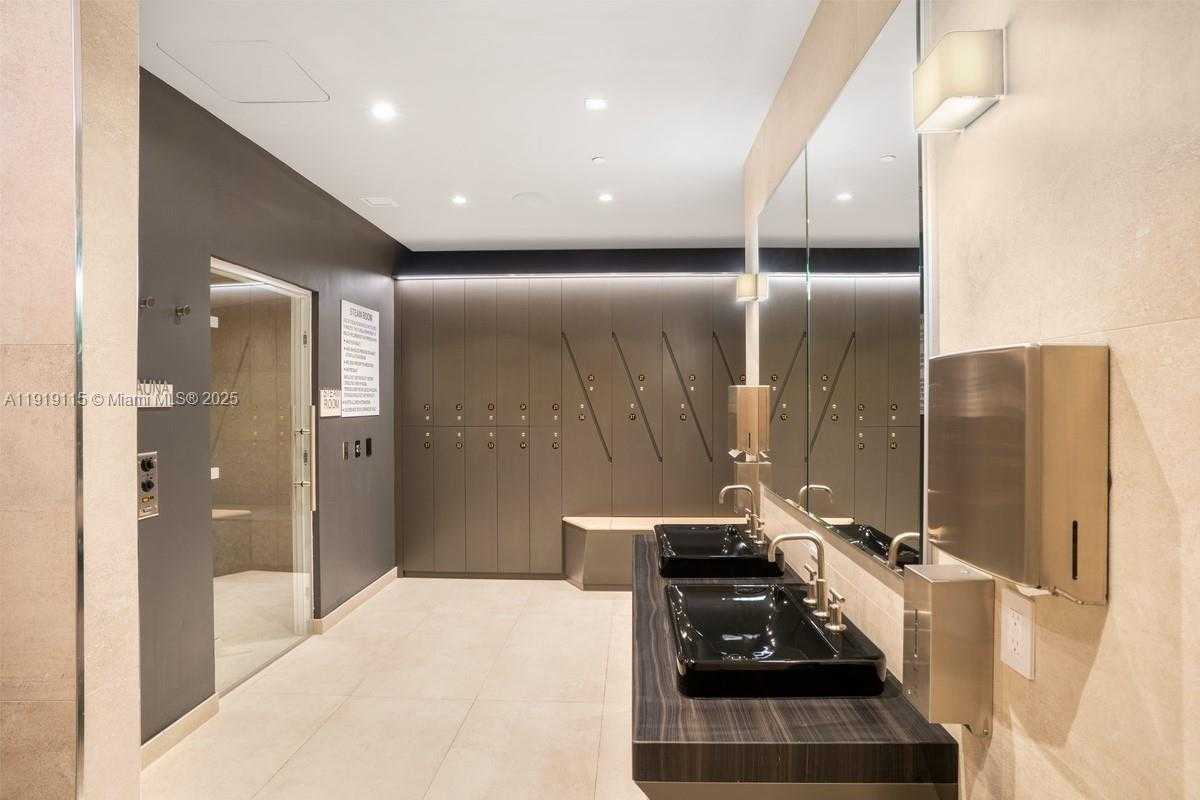 Small Image of 1000 BRICKELL PLZ #3410, Miami Number 29