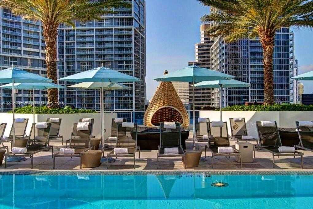 Small Image of 200 BISCAYNE BOULEVARD WAY #4707, Miami Number 28