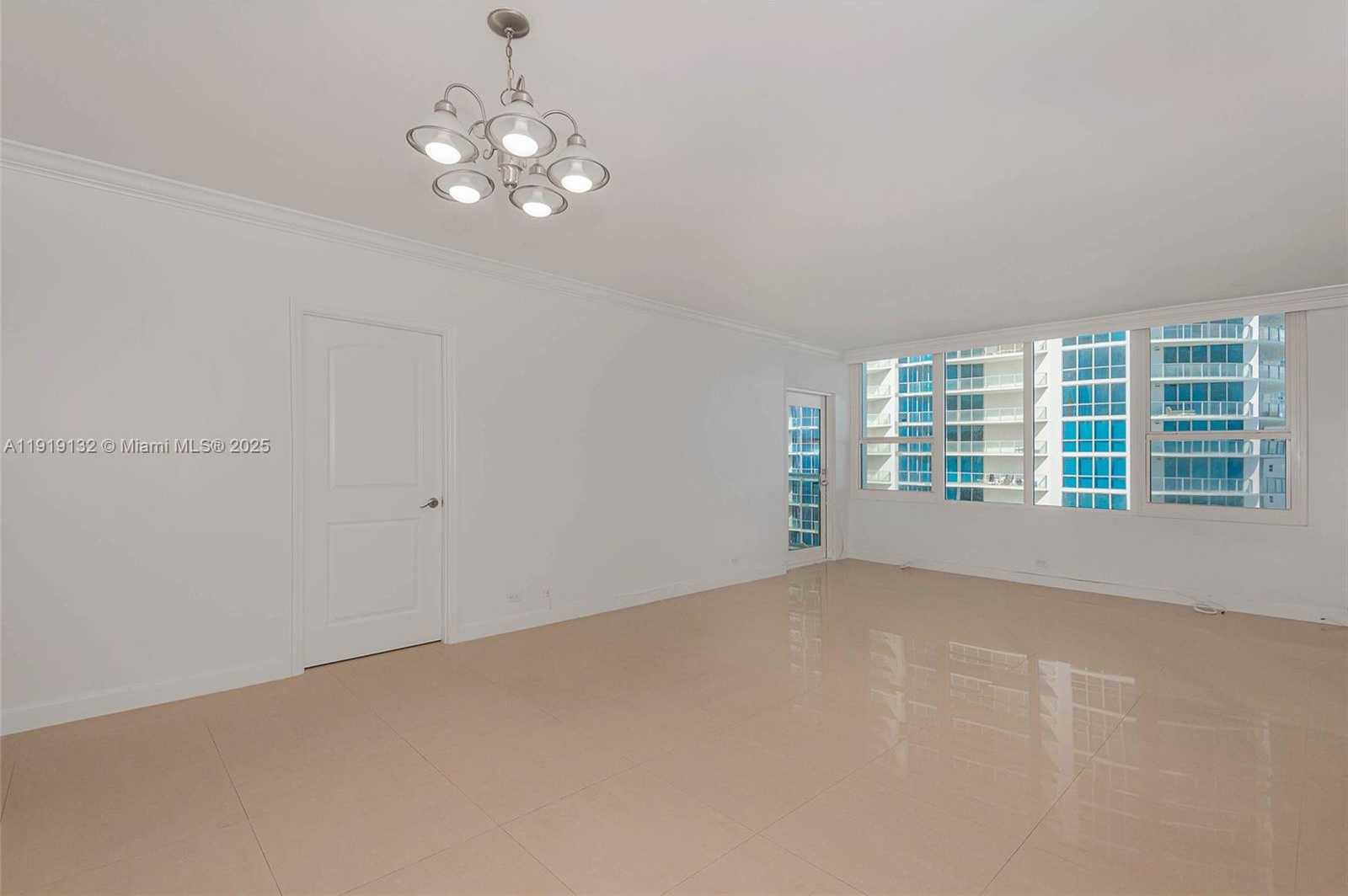 Small Image of 3505 SOUTH OCEAN DR #1411, Hollywood Number 3