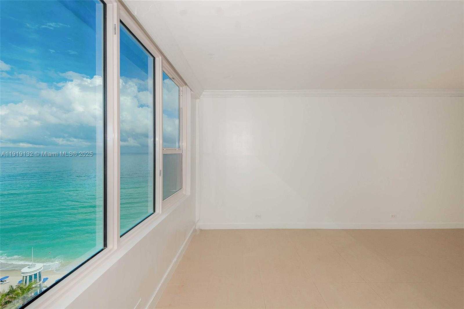 Small Image of 3505 SOUTH OCEAN DR #1411, Hollywood Number 5