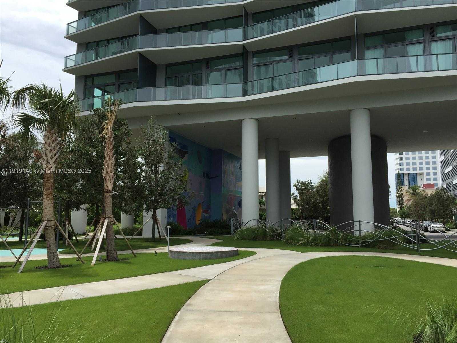 Small Image of 460 NORTH EAST 28TH ST #3707, Miami Number 13