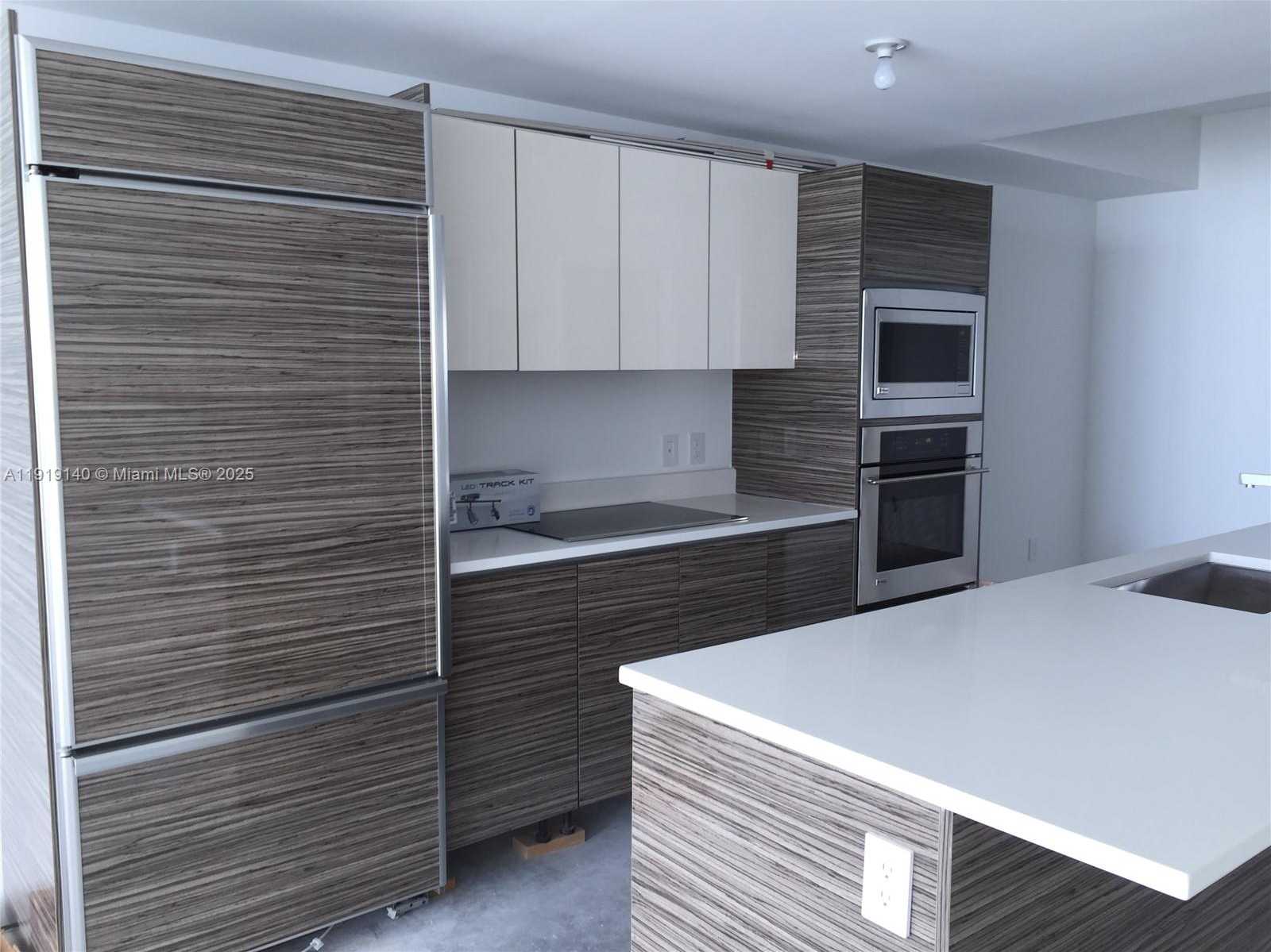 Small Image of 460 NORTH EAST 28TH ST #3707, Miami Number 17