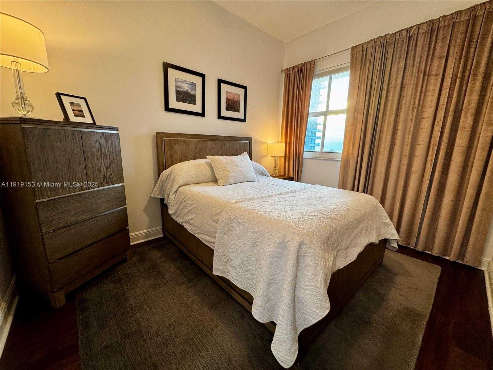 Small Image of 1250 SOUTH MIAMI AVE #2403, Miami Number 8