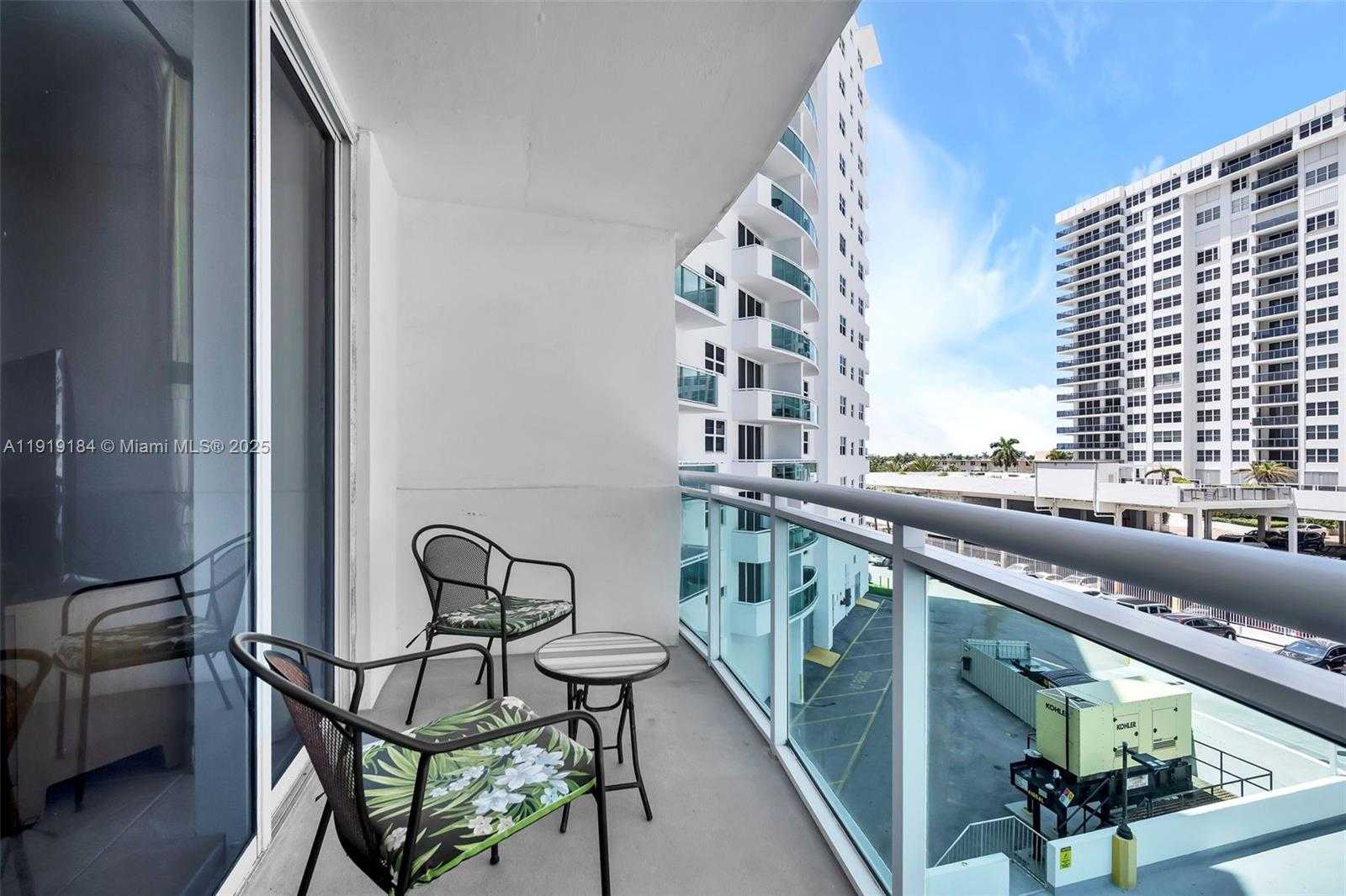 Small Image of 3001 SOUTH OCEAN DR #403, Hollywood Number 17