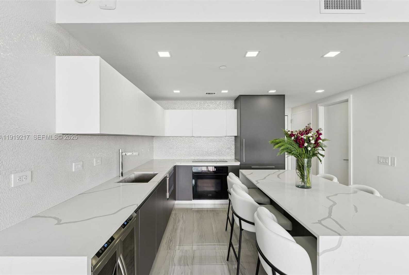 Small Image of 3131 NORTH EAST 7TH AVE #4204, Miami Number 13