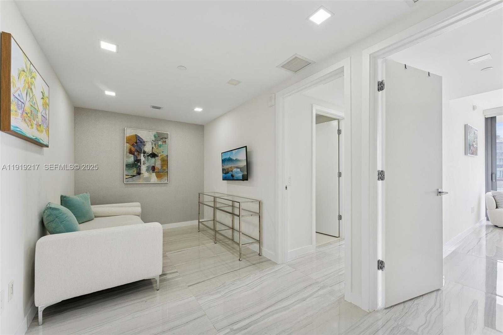 Small Image of 3131 NORTH EAST 7TH AVE #4204, Miami Number 31