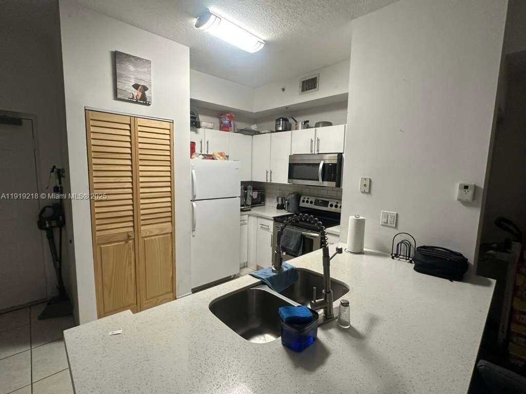 Small Image of 7350 NORTH WEST 114TH AVE #201, Doral Number 2
