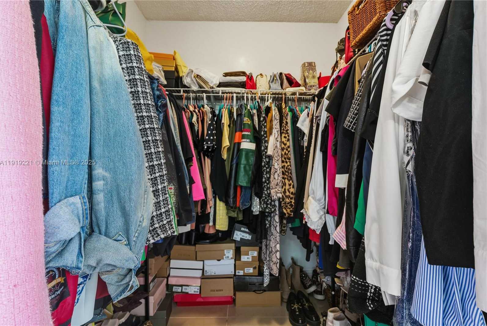 Small Image of 17011 NORTH BAY RD #707, Sunny Isles Beach Number 11