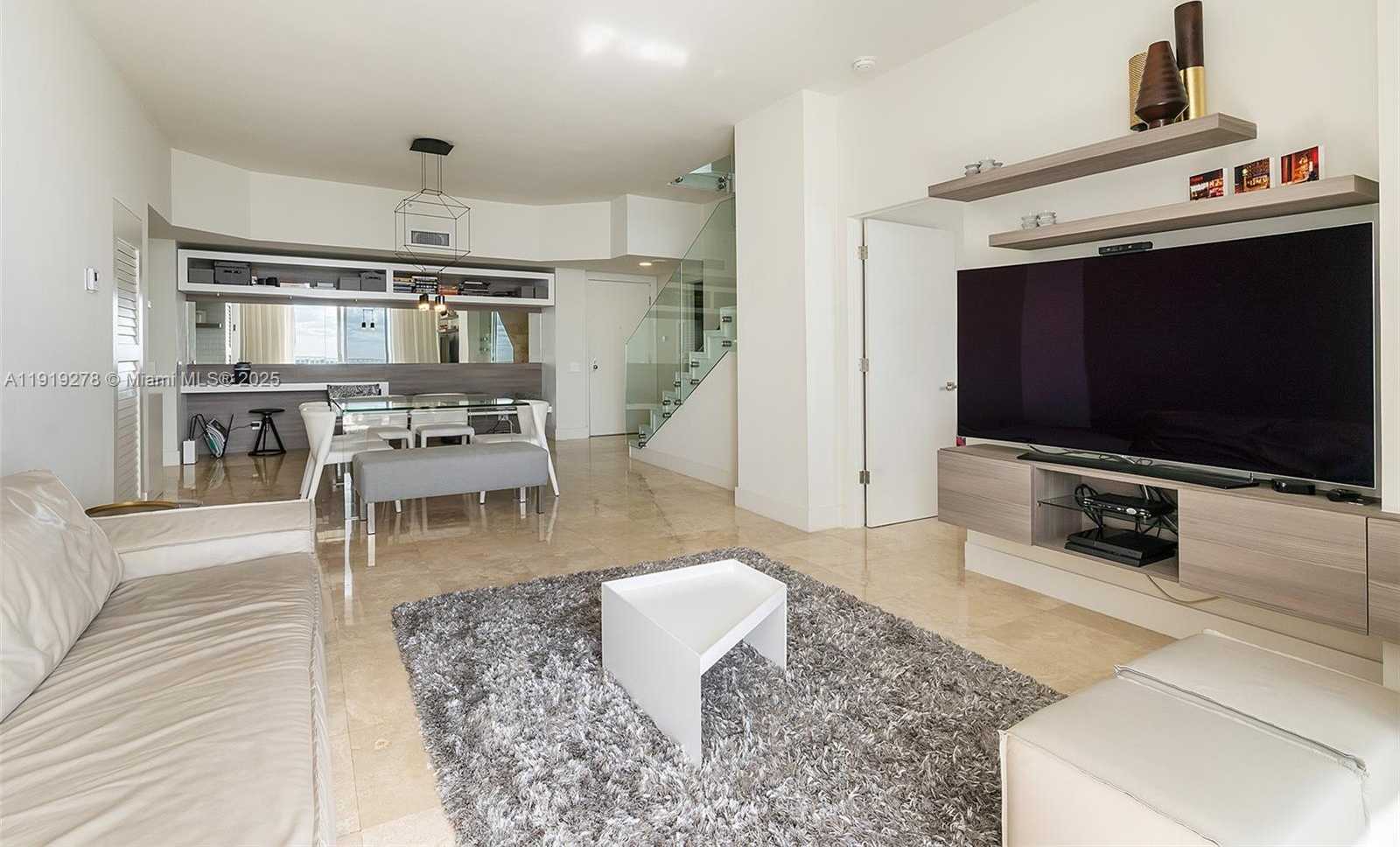 Small Image of 701 BRICKELL KEY BLVD #PH-11, Miami Number 6