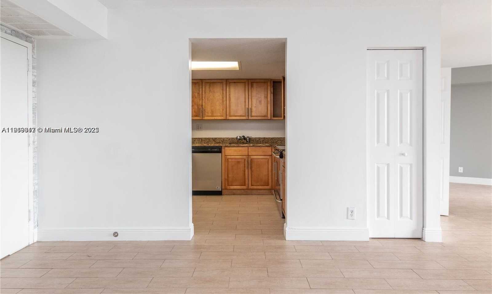 Small Image of 3300 NORTH EAST 192ND ST #516, Aventura Number 17