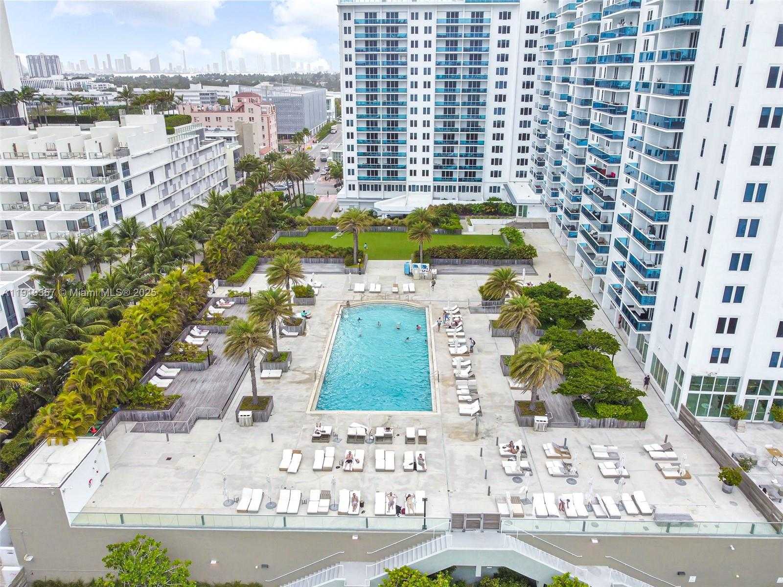 Small Image of 2301 COLLINS AVE #1512, Miami Beach Number 31