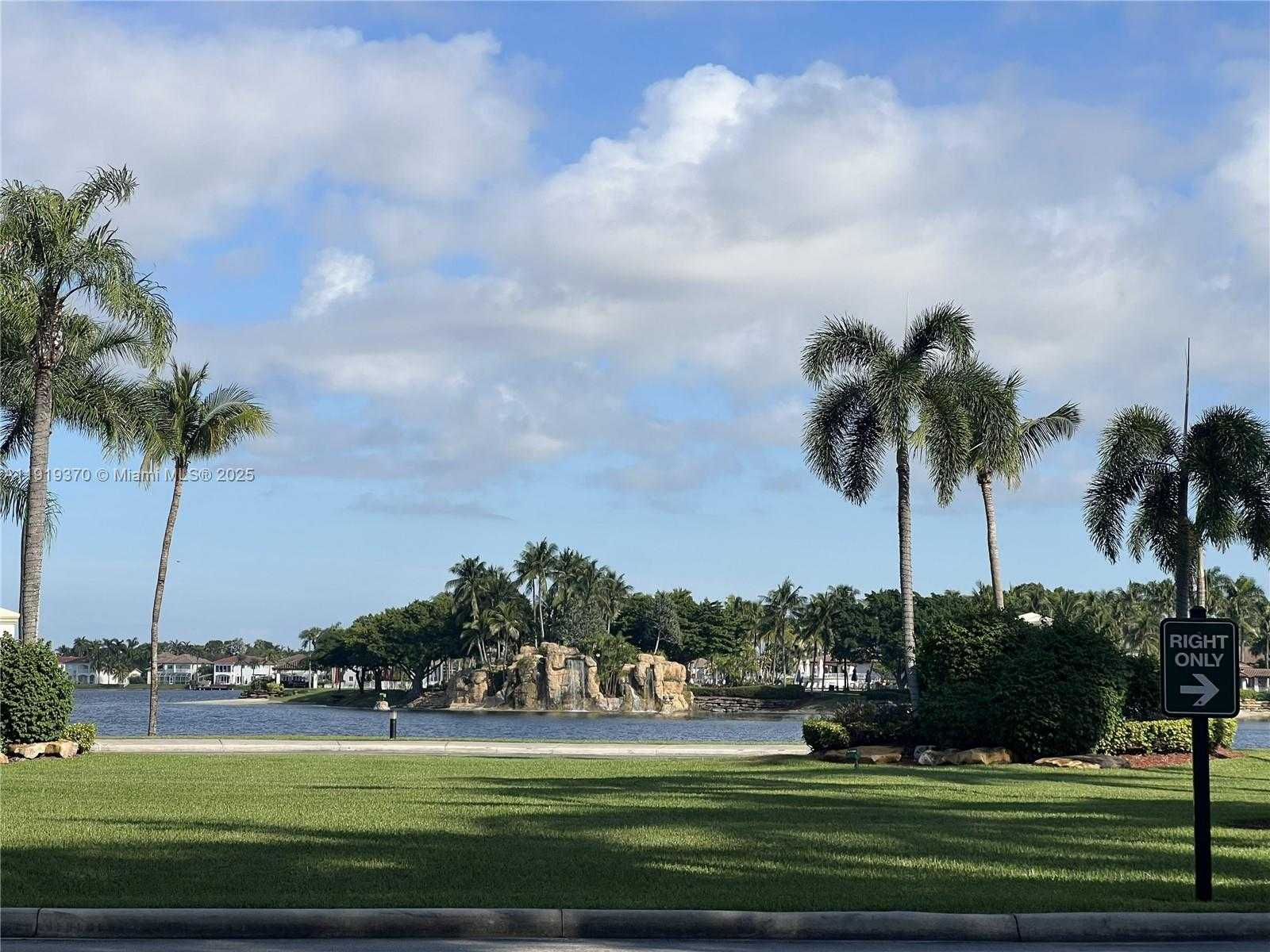 Small Image of 10720 NORTH WEST 66TH ST #308, Doral Number 13