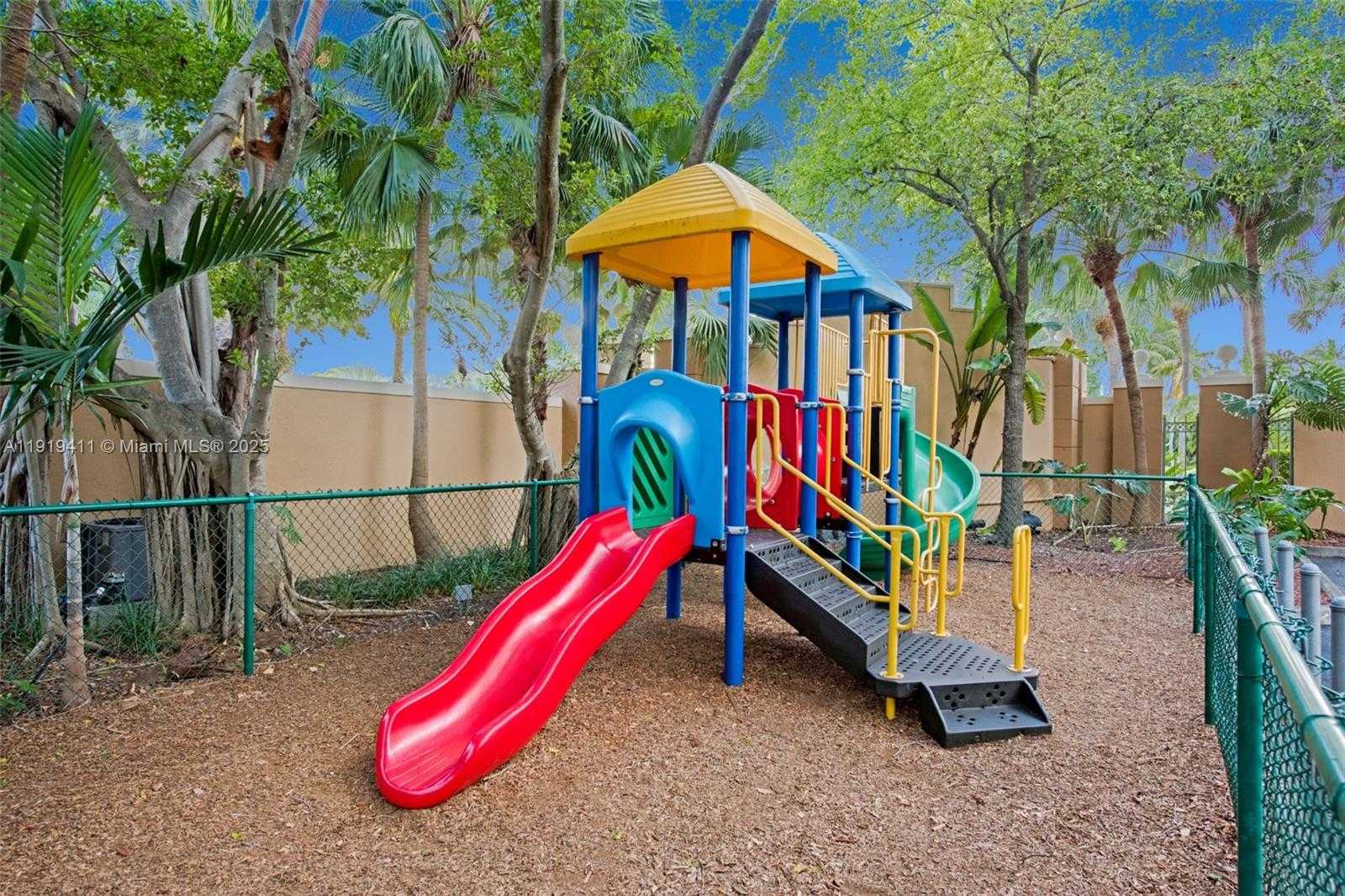 Small Image of 19601 EAST COUNTRY CLUB DR #7204, Aventura Number 23