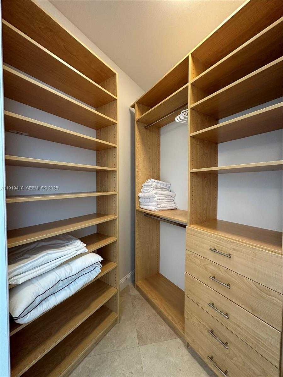 Small Image of 16001 COLLINS AVE #4104, Sunny Isles Beach Number 31