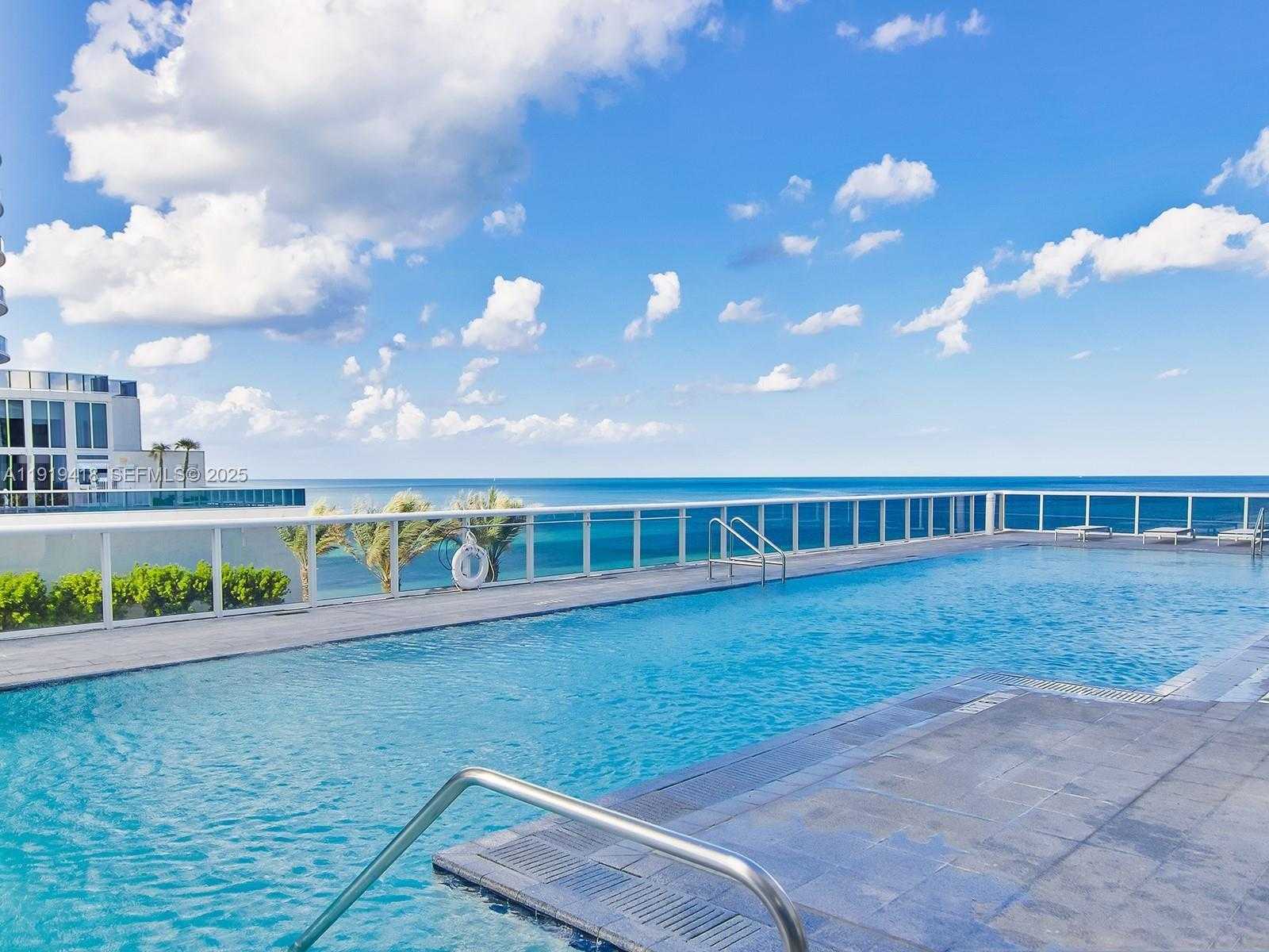 Small Image of 16001 COLLINS AVE #4104, Sunny Isles Beach Number 47