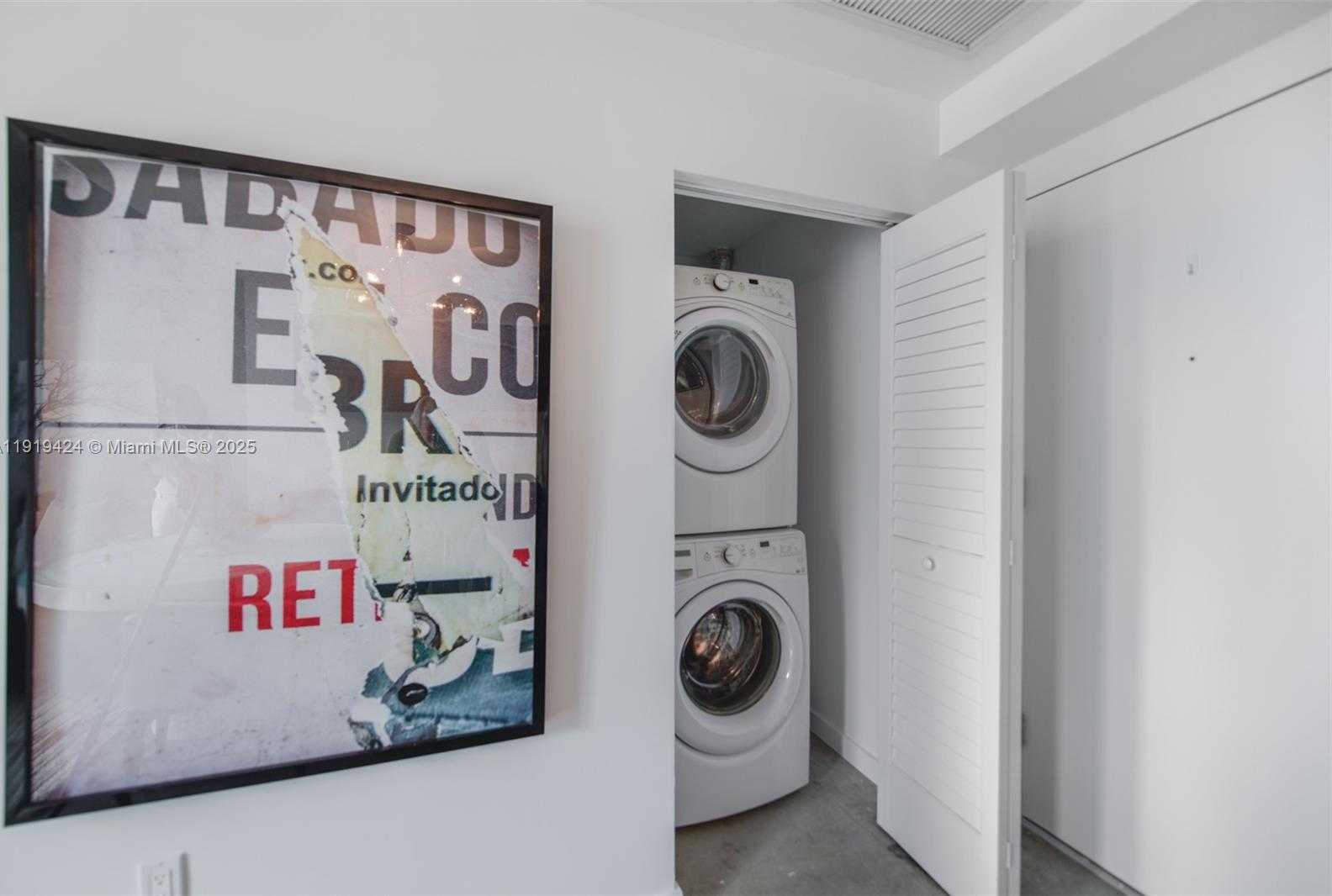 Small Image of 151 SOUTH EAST 1ST ST #3403, Miami Number 14