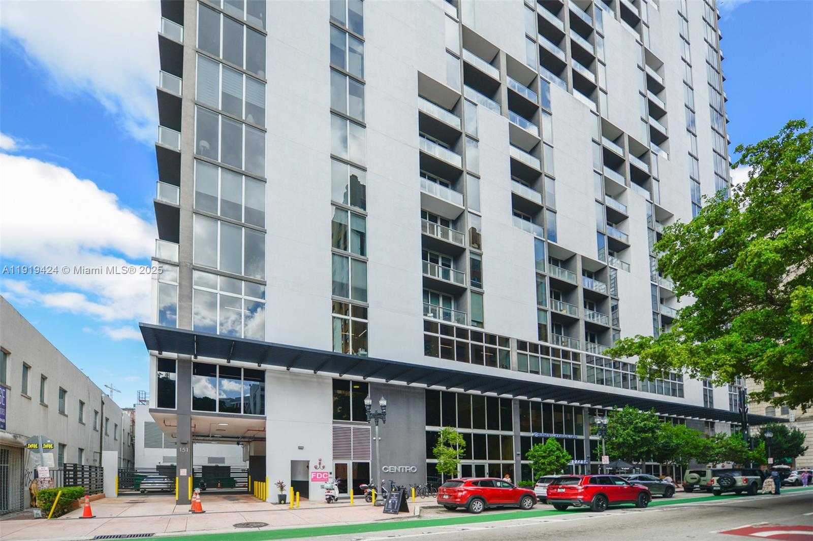 Small Image of 151 SOUTH EAST 1ST ST #3403, Miami Number 25