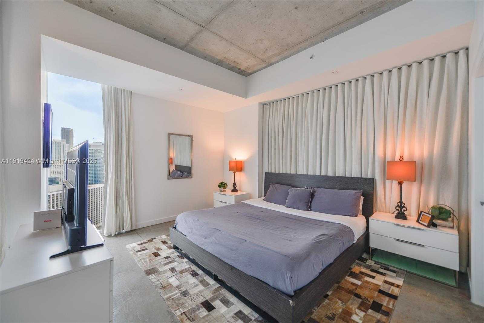 Small Image of 151 SOUTH EAST 1ST ST #3403, Miami Number 9