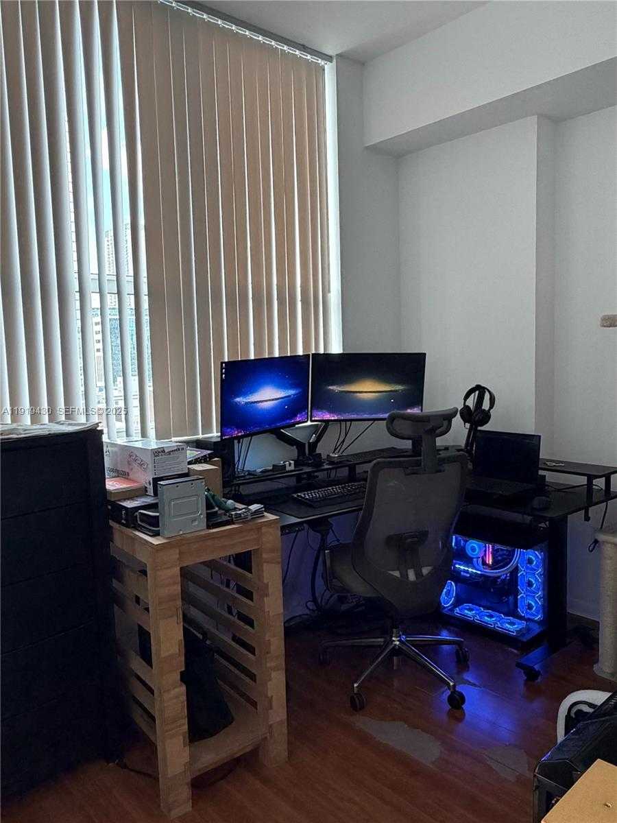 Small Image of 133 NORTH EAST 2ND AVE #1017, Miami Number 7