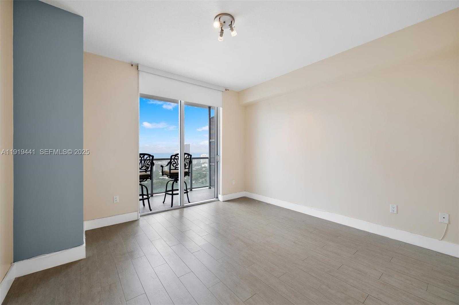 Small Image of 79 SOUTH WEST 12TH ST #4004S, Miami Number 10