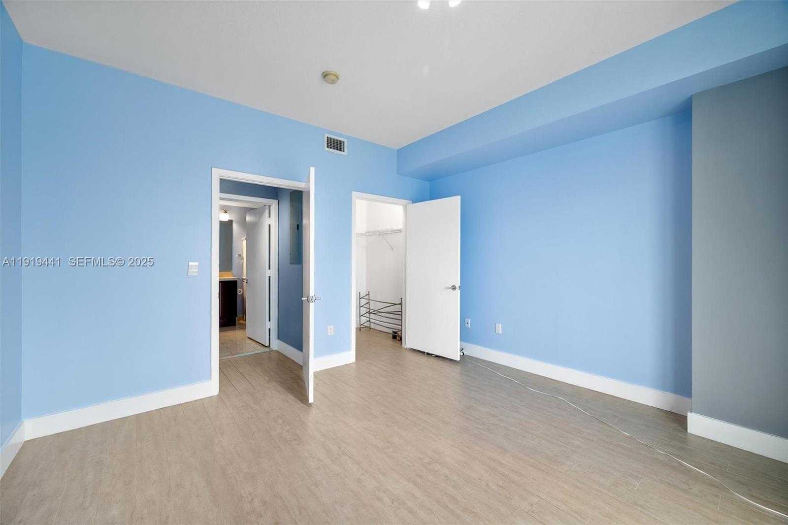 Small Image of 79 SOUTH WEST 12TH ST #4004S, Miami Number 19