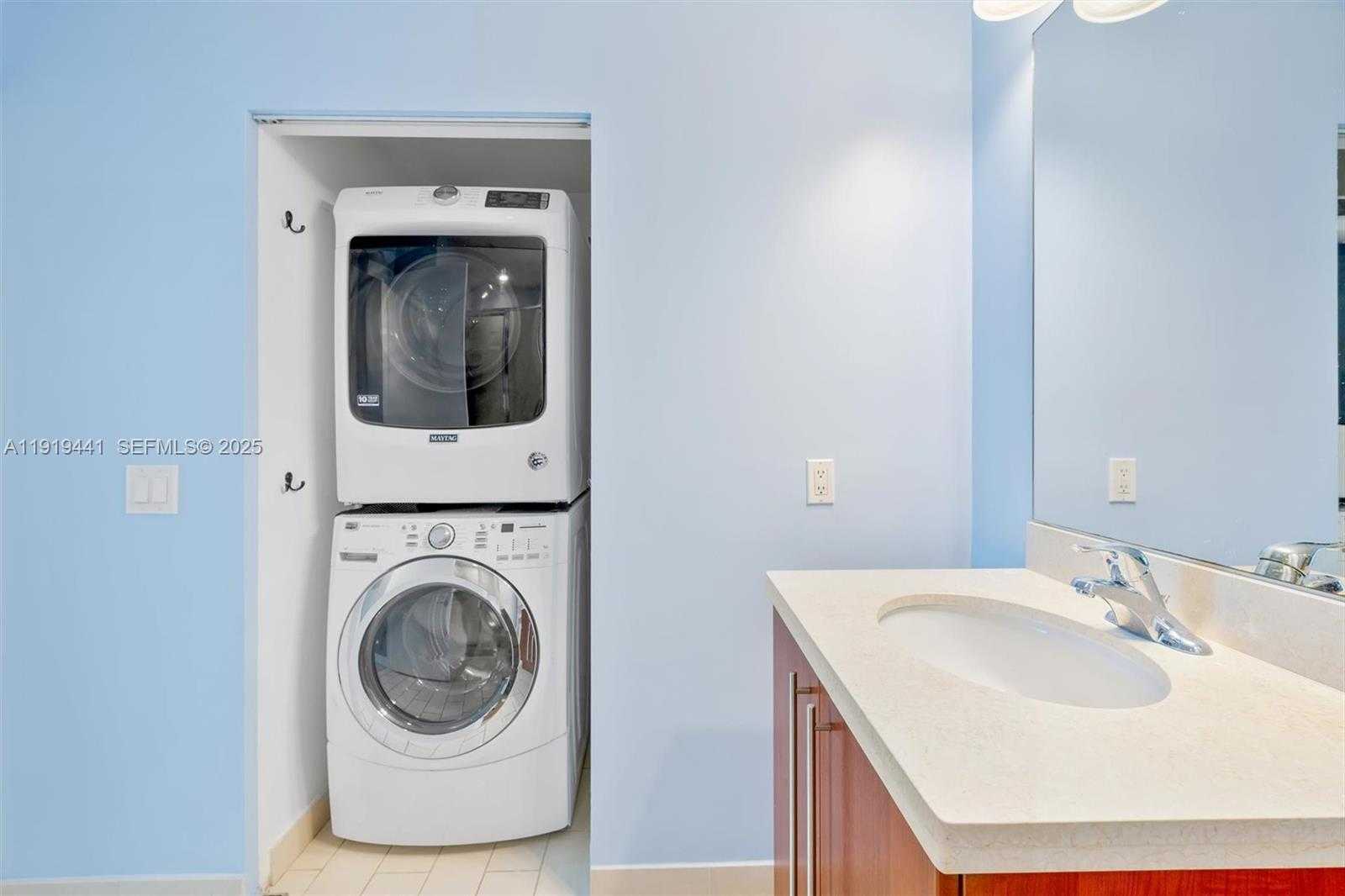 Small Image of 79 SOUTH WEST 12TH ST #4004S, Miami Number 23