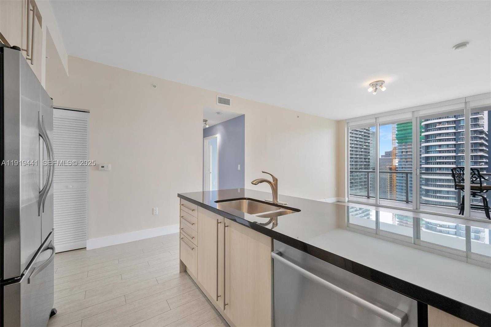 Small Image of 79 SOUTH WEST 12TH ST #4004S, Miami Number 8