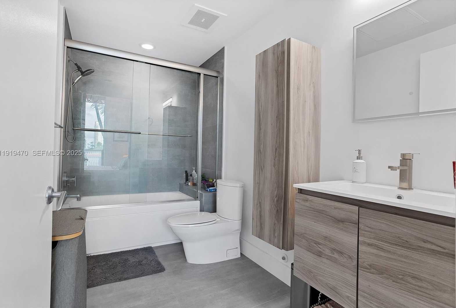 Small Image of 3029 NORTH EAST 188TH ST #419, Aventura Number 10