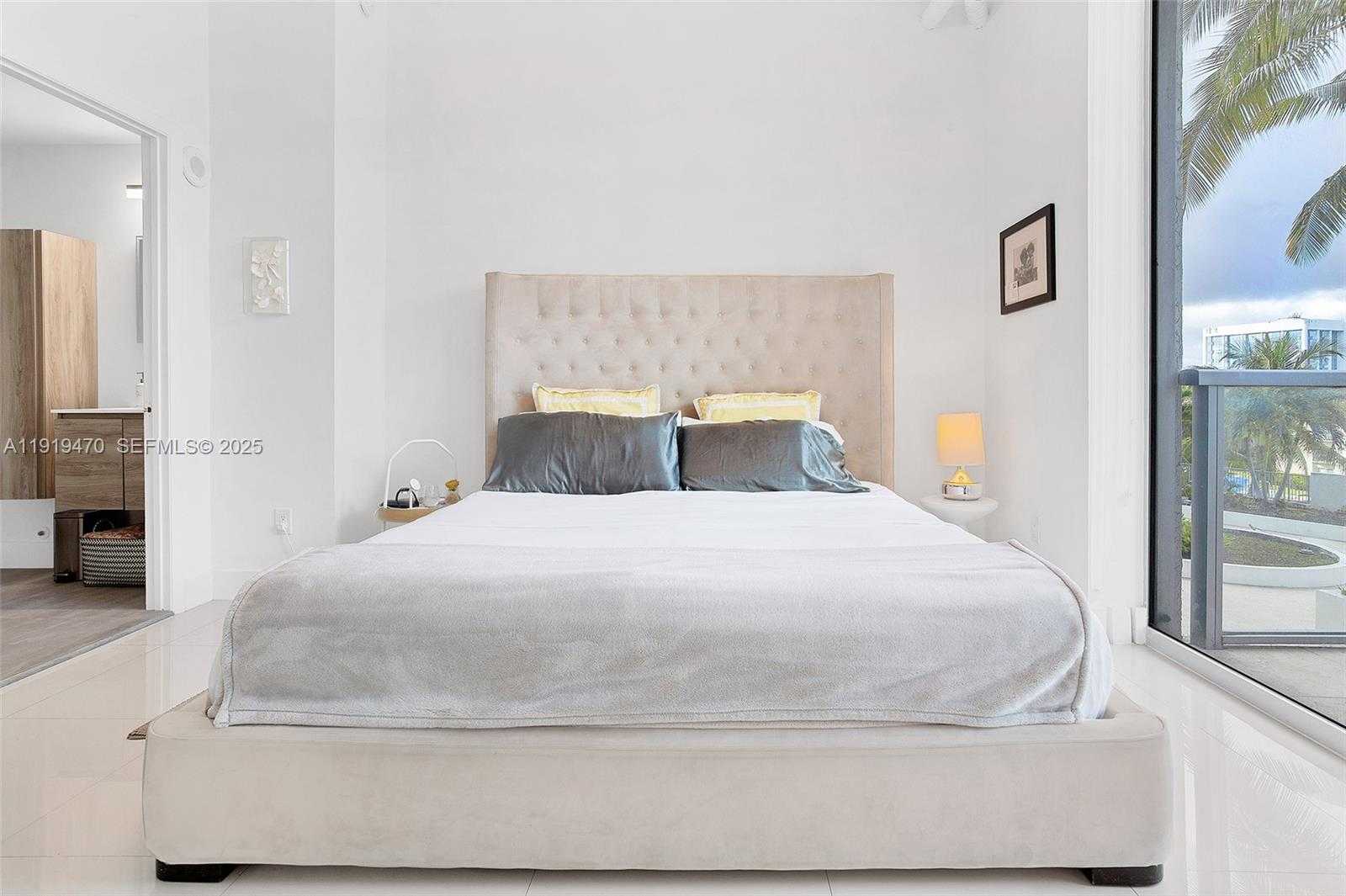 Small Image of 3029 NORTH EAST 188TH ST #419, Aventura Number 11