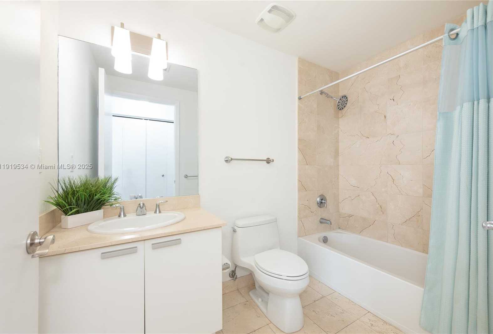 Imagen de Pequeño Objeto