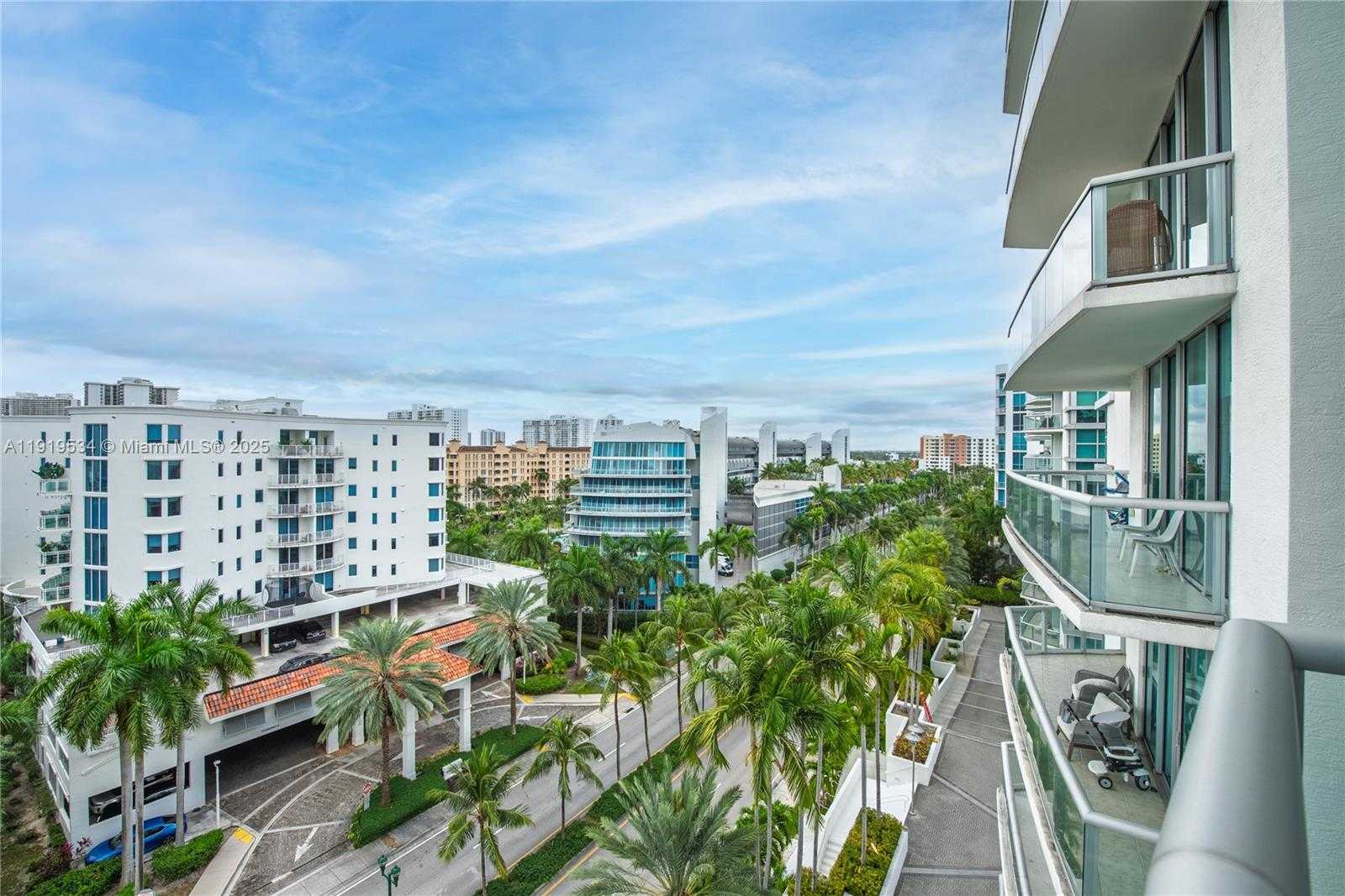 Imagen de Pequeño Objeto