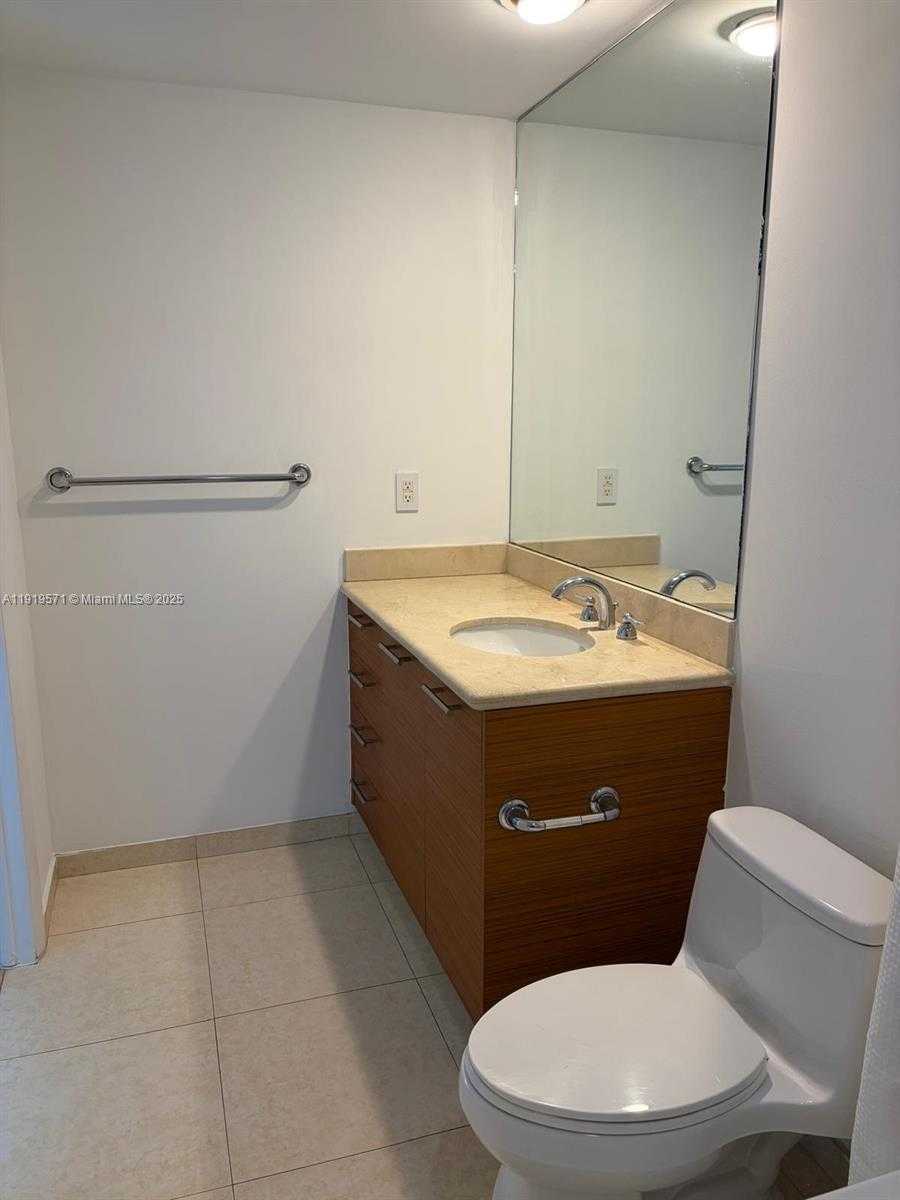 Small Image of 50 BISCAYNE BLVD #5303, Miami Number 12