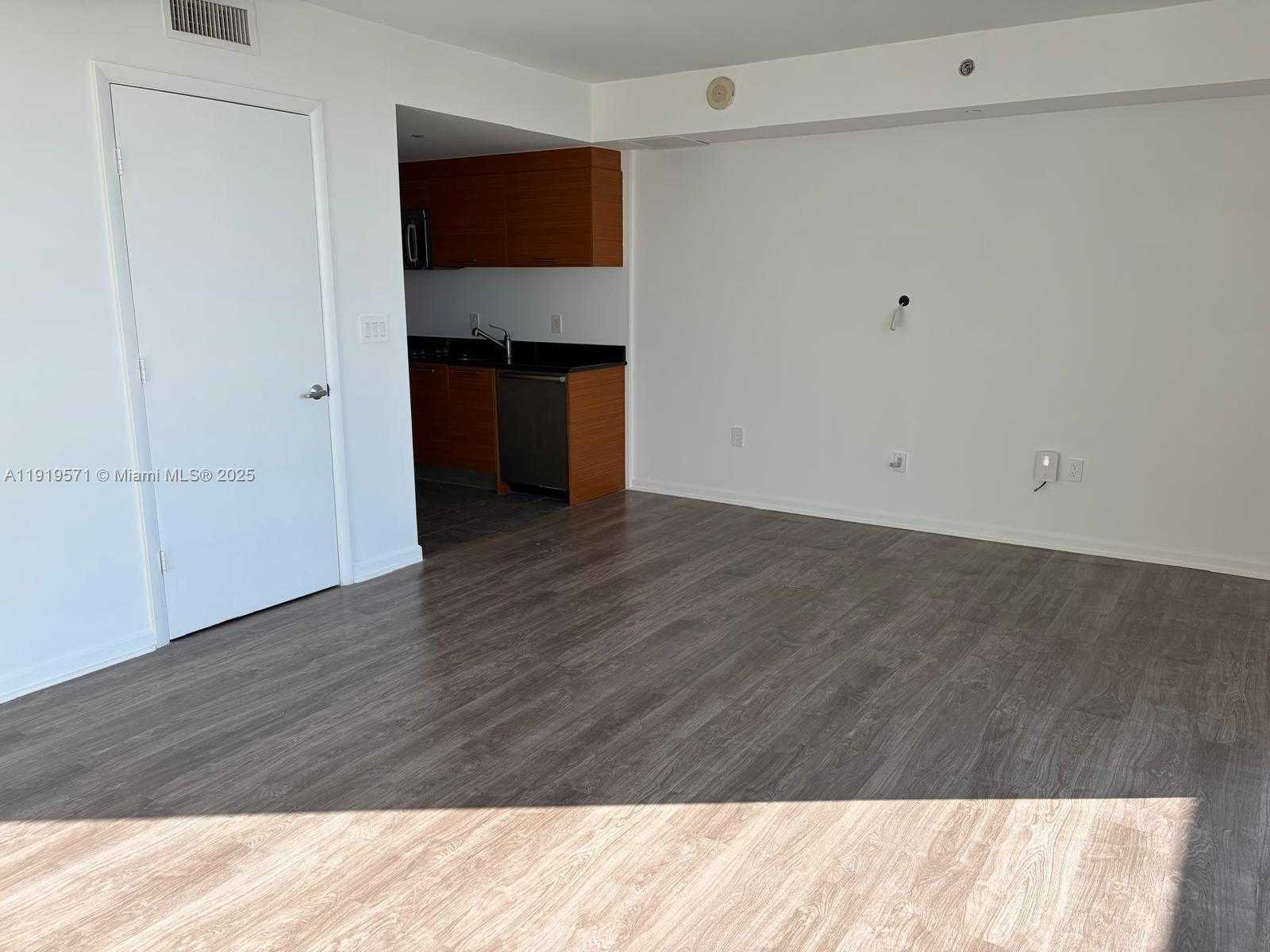 Small Image of 50 BISCAYNE BLVD #5303, Miami Number 15