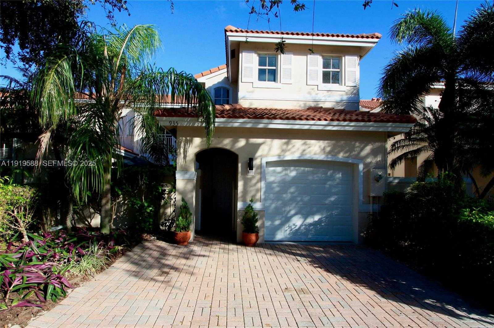 Small Image of 935 LEMONWOOD CT #-, Hollywood Number 8
