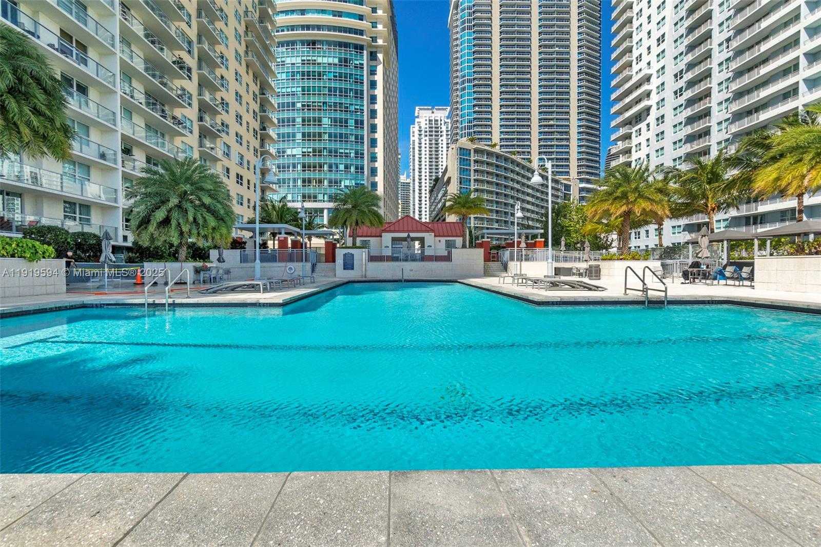 Small Image of 1155 BRICKELL BAY DR #202, Miami Number 42