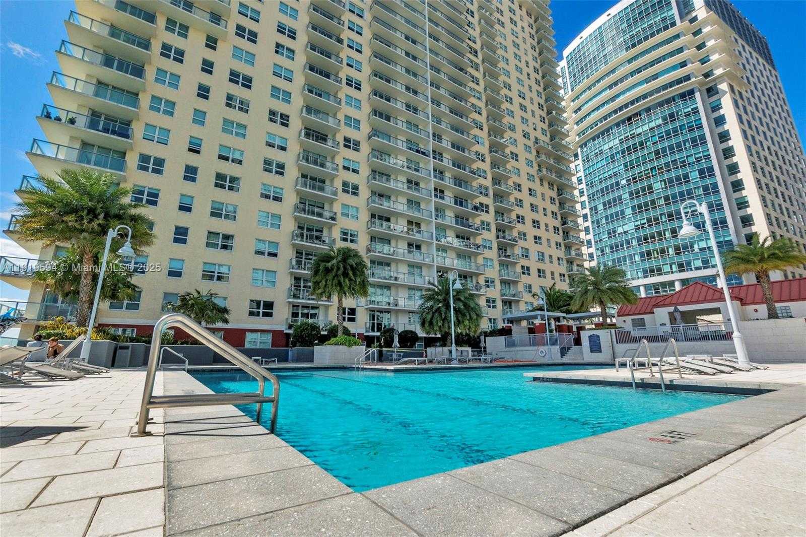 Small Image of 1155 BRICKELL BAY DR #202, Miami Number 43